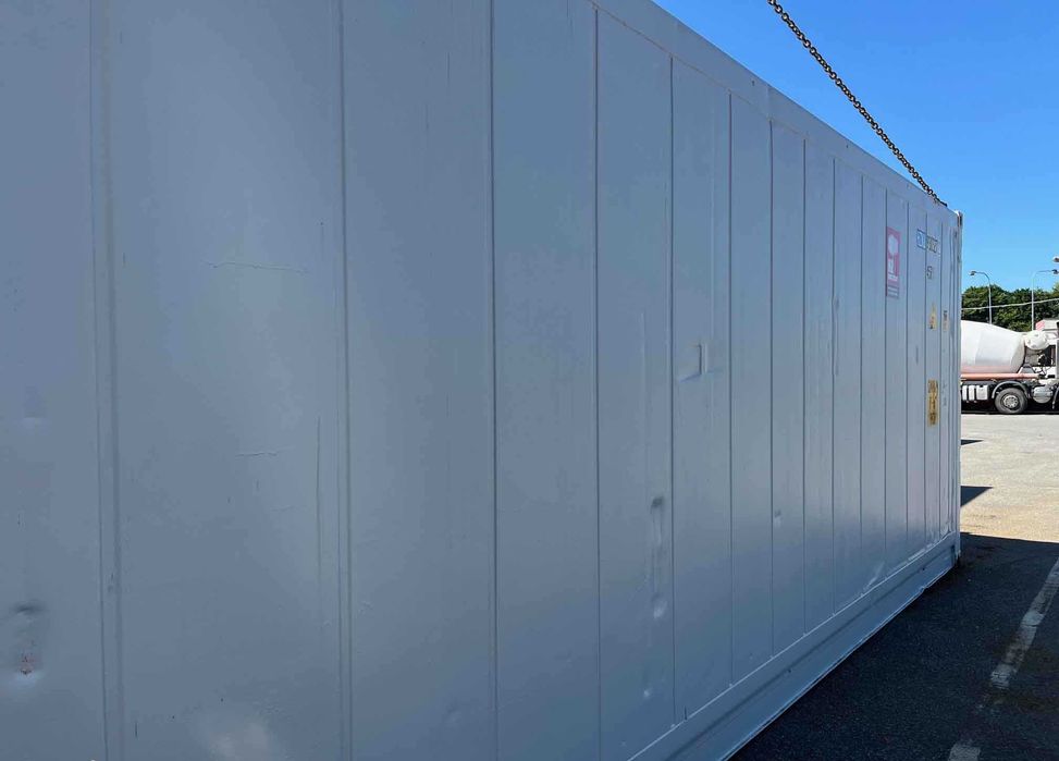 Containere frigorifice noi sau second hand de 6m si 12m in STOC