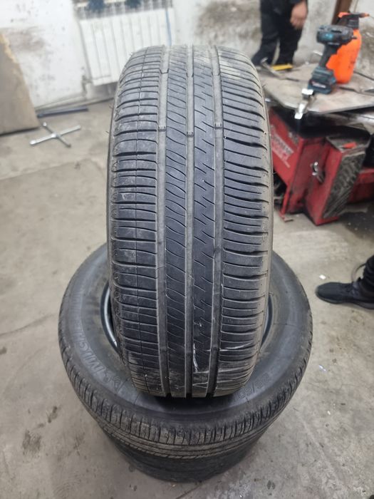 215/60/16 Michlen I Bridgestone