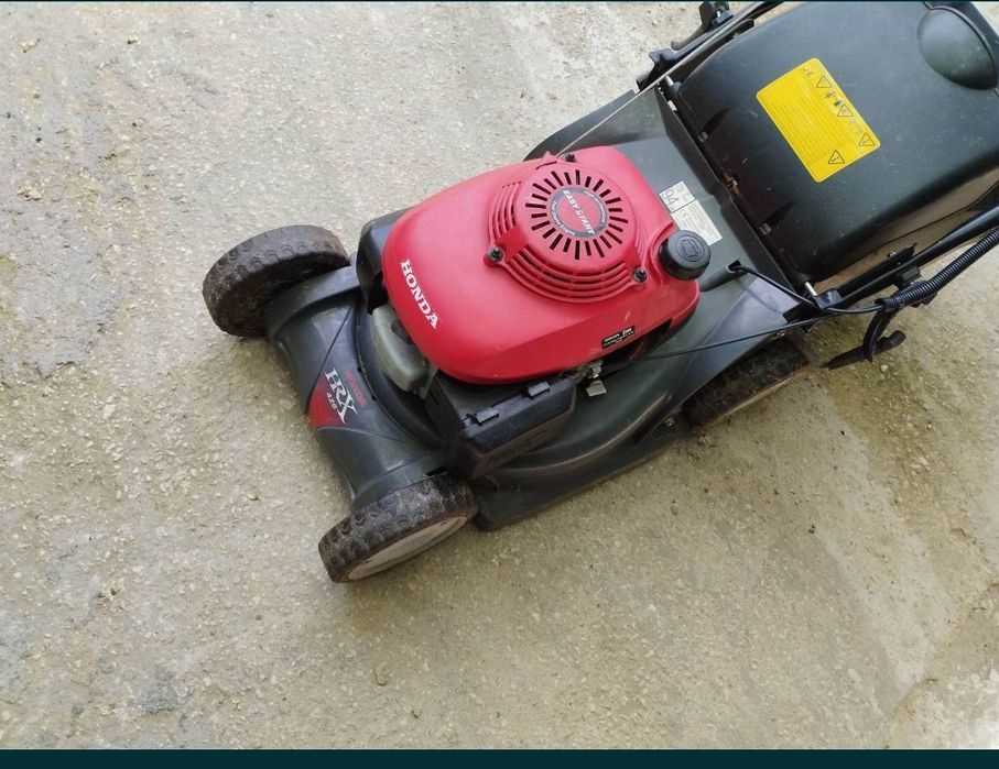 Инструмент за косене косачка Honda Хонда със самоход перфектно състояние