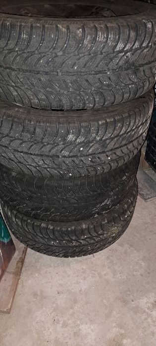 Vând jante otel 5x112 / R16cu anvelope iarna