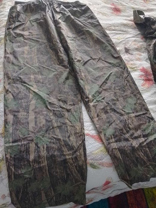 Мъжки водоустойчив екип за лов, риболов, туризъм