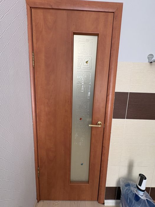 Четыре двери с наличниками в отличном