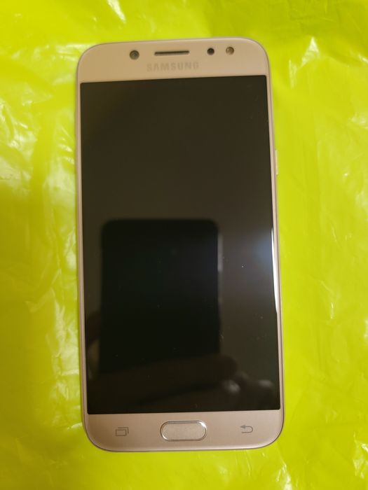 Oppo A5 5G Неразпечатан и Samsung Galaxy J5 2017