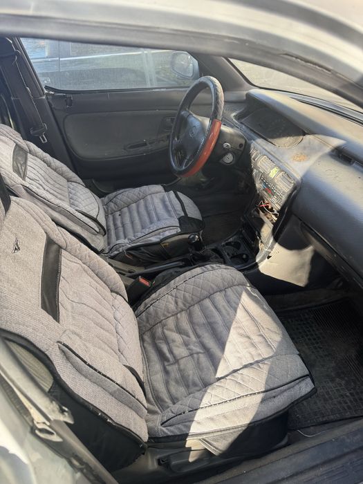 Продам машину Mazda 626