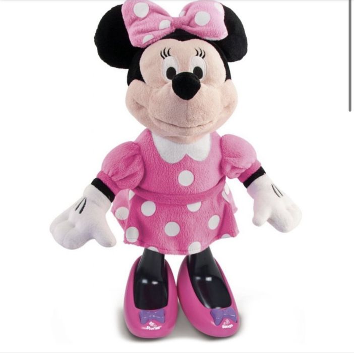 Мини маус, разказвачката на приказки на БЪЛГАРСКИ ЕЗИК.