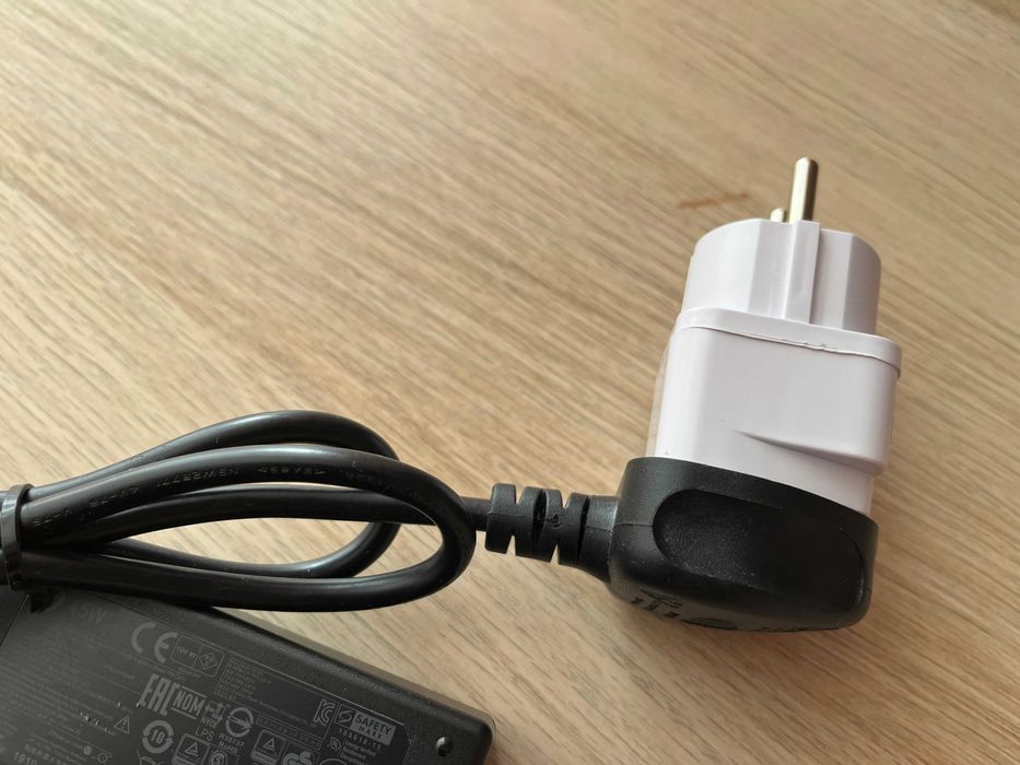 Оригинално зарядно за HP 45W синя букса