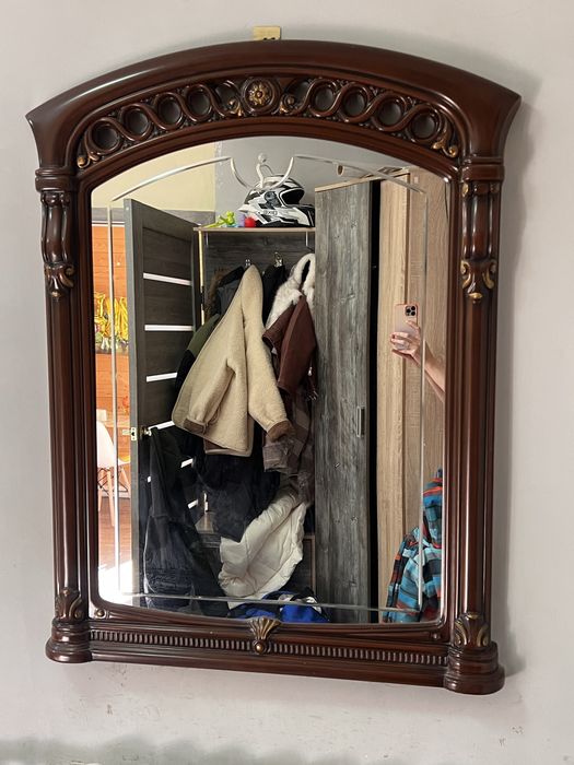 Зеркало настенное