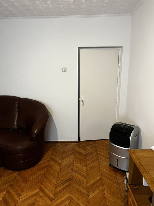 Vand Apartament 2 camere