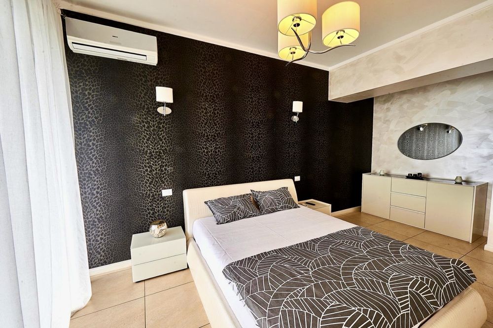 Apartament 3 camere Mamaia, vedere pe Lac, Proprietar