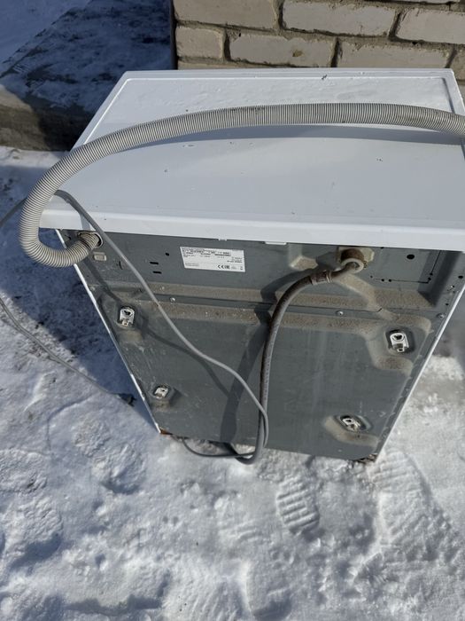 Стиральная машинка автомат