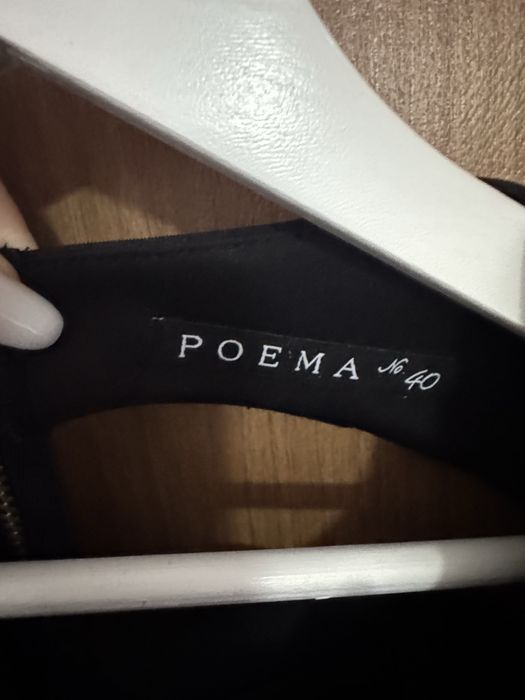Rochie Poema cu spatele decupat