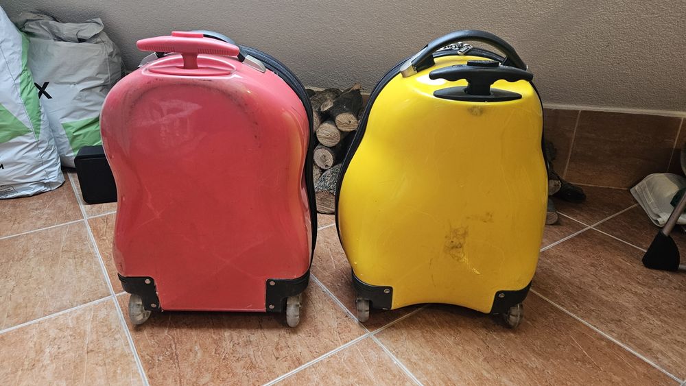 Детски куфари 2 бр.