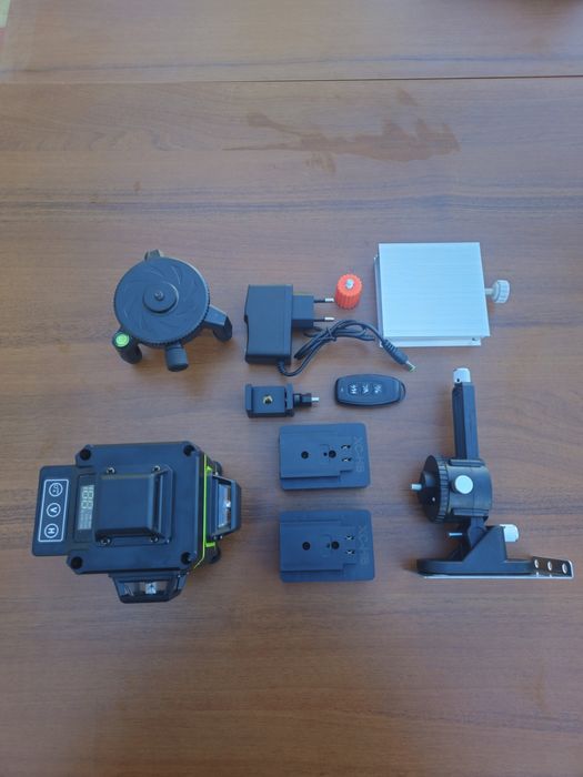 Лазерен нивелир Falans 4D 16 Линии