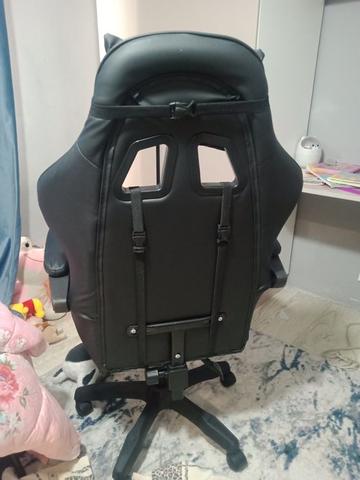 Игровое кресло отличное