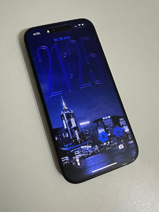 Продам айфон 15 pro на 128 ГБ