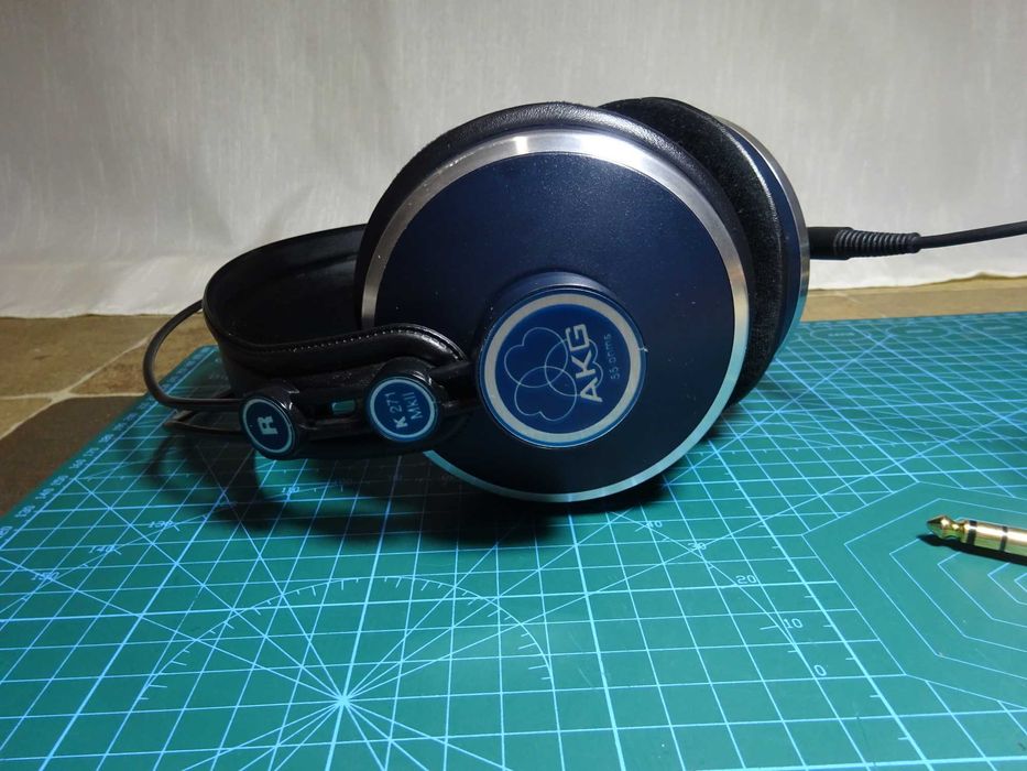 Casti audio AKG K271 MKII