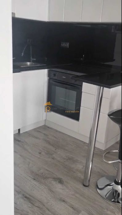 Двустаен апартамент в Центъра