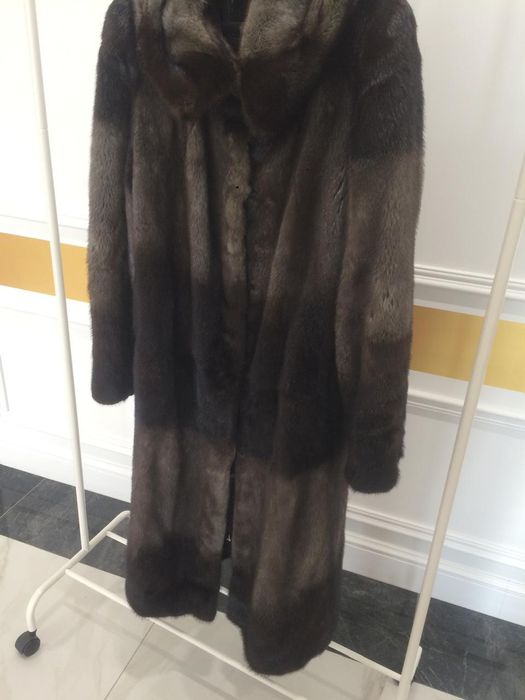 Норковая шуба с капюшоном