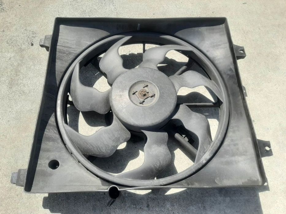 electroventilator clima ac stanga 2.2 d d4eb hyundai santa fe 2 cm