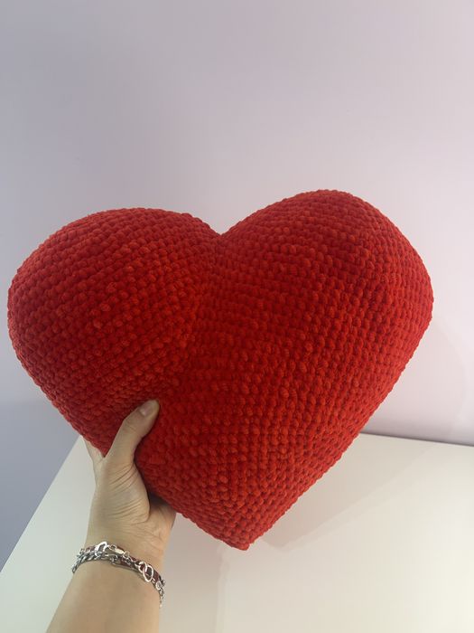 Ръчно плетени плюшени играчки и аксесоари (ключодържатели)