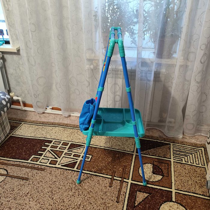 Растущий мольберт Nika Kids б/у