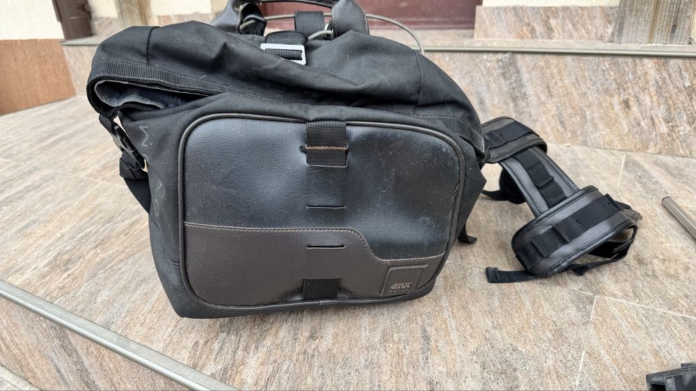Moto Genti laterale Givi corium 106, 105