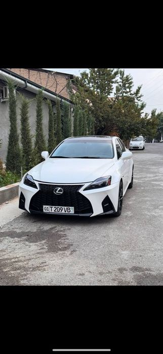 Лексус is300 холати идеал