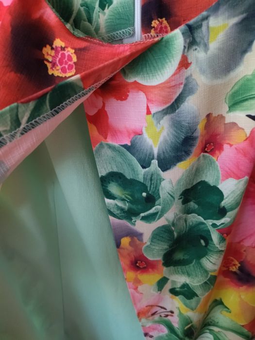 Продаётся платье