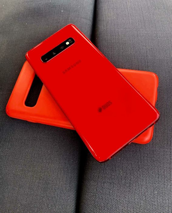 Vând Samsung S10