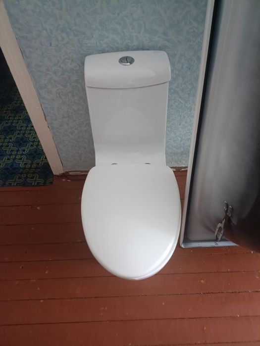 Продам унитаз моноблок