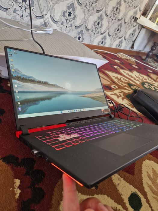 Ноутбук Asus G713