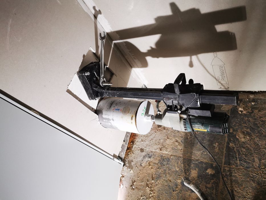 Gaura Centrala Carota HOTA Ventilatie Clima Cos Semineu Tăiere beton