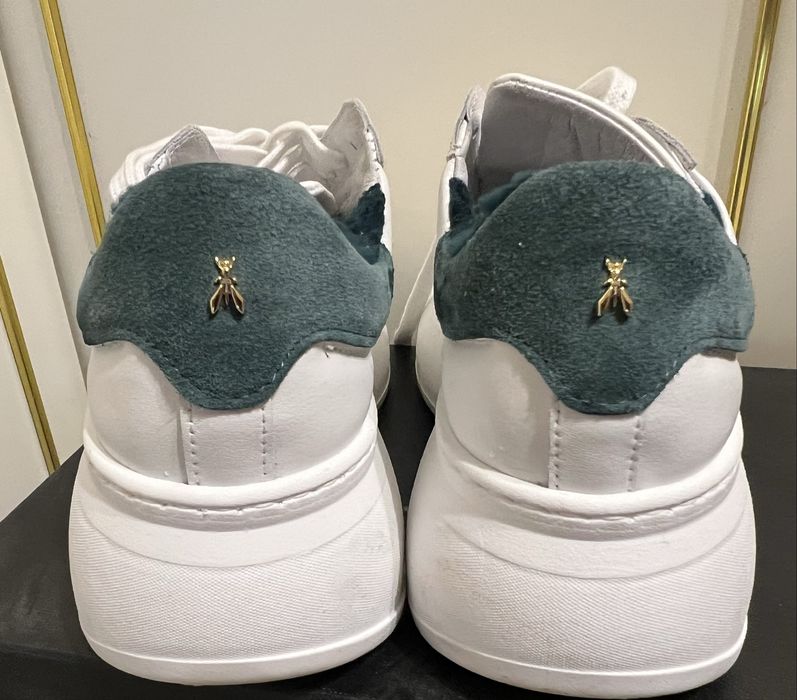 Стикърси бели ,маратонки