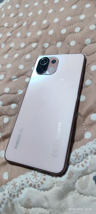 Продам Xiaomi mi 11 lite 5G NE 8/128