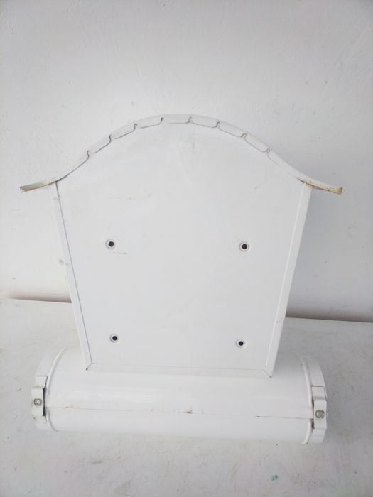 Немска пощенска кутия.
Красив и ефектен дизайн. 
Комплект с ключ. Цвят