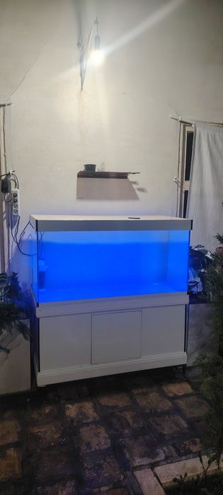 Аквариум новый на 300литров