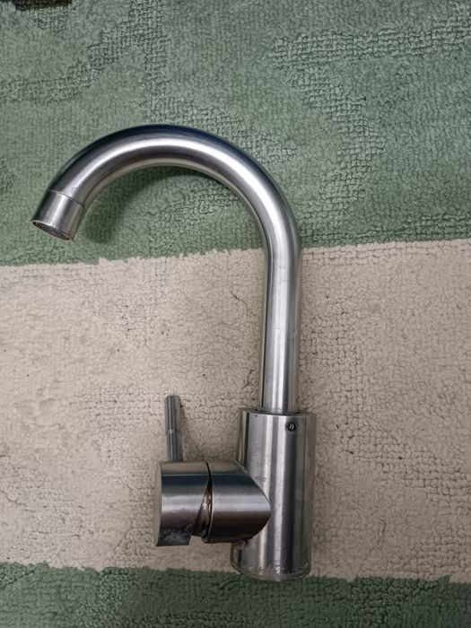 Продам кран для раковины
