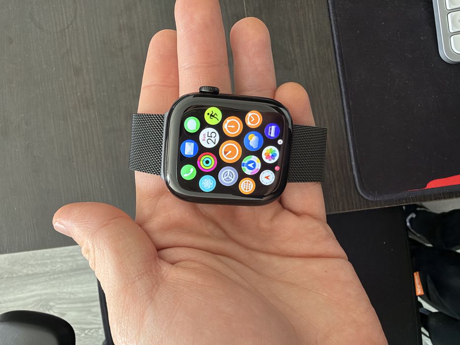 Apple  Watch 11, GPS, 46 mm, Jet Black Aluminium Case + Milanese Loop