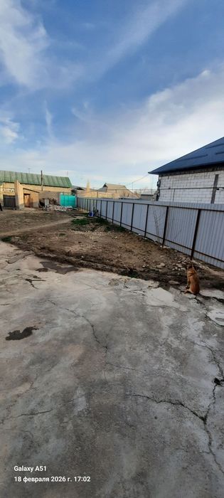 Продается участок в таваксайе 3 соток 4 ком от центрального дороги500м