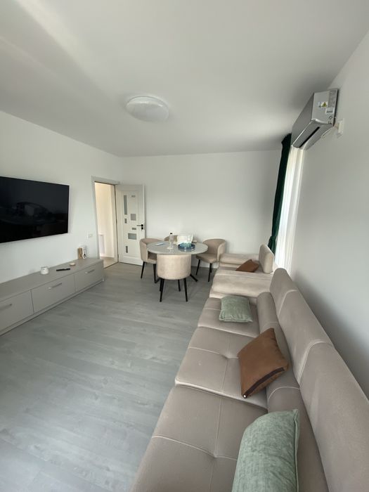 De Vanzare Apartament  2Cam cu Garaj Bloc 2025 pret 150.000€