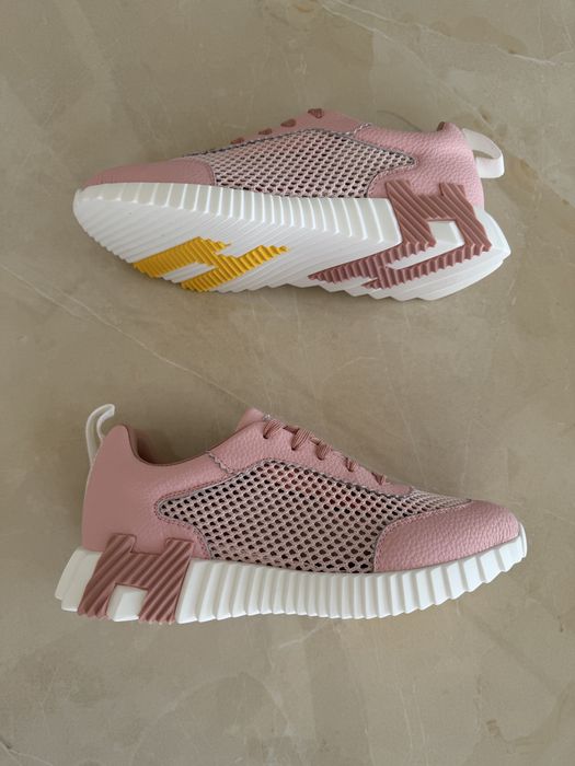 38н Hermes* маратонки