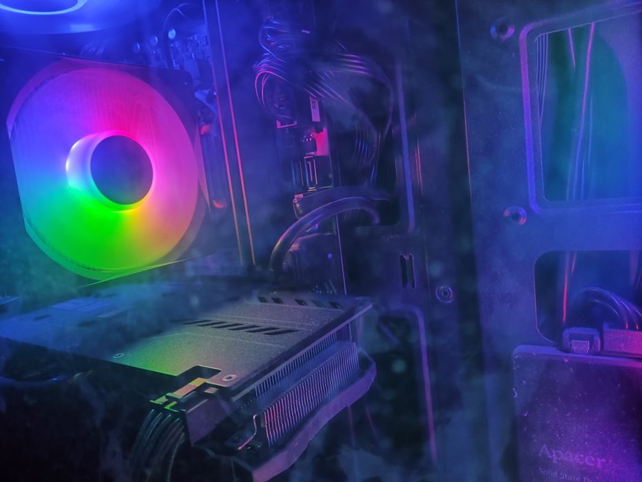 Продам пк комплект.