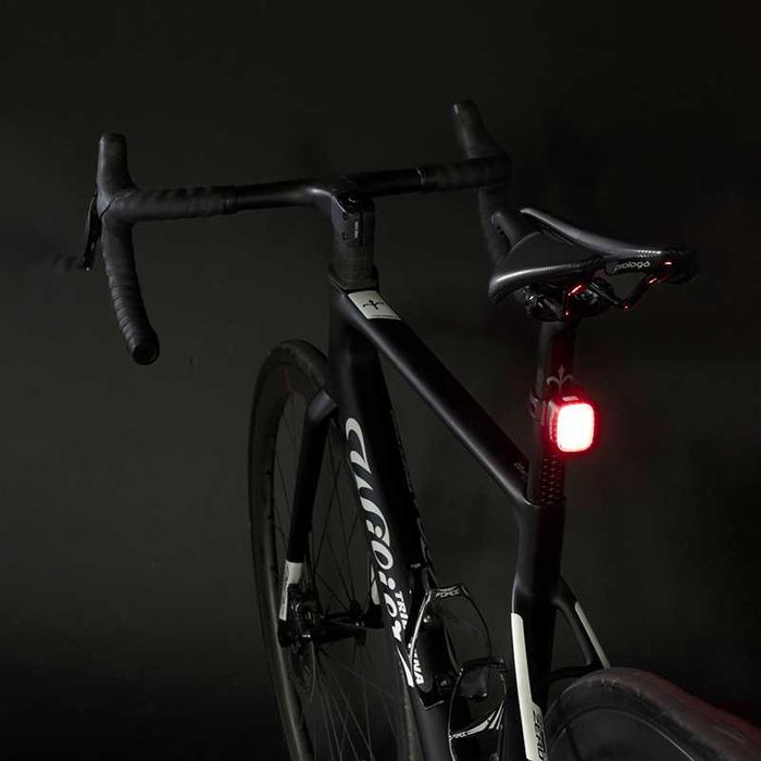 Задна LED стоп светлина за велосипед FORCE NUB 50 LM, 24 LED, USB