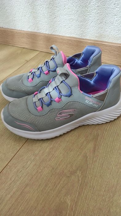 Adidași fete nr 34-35