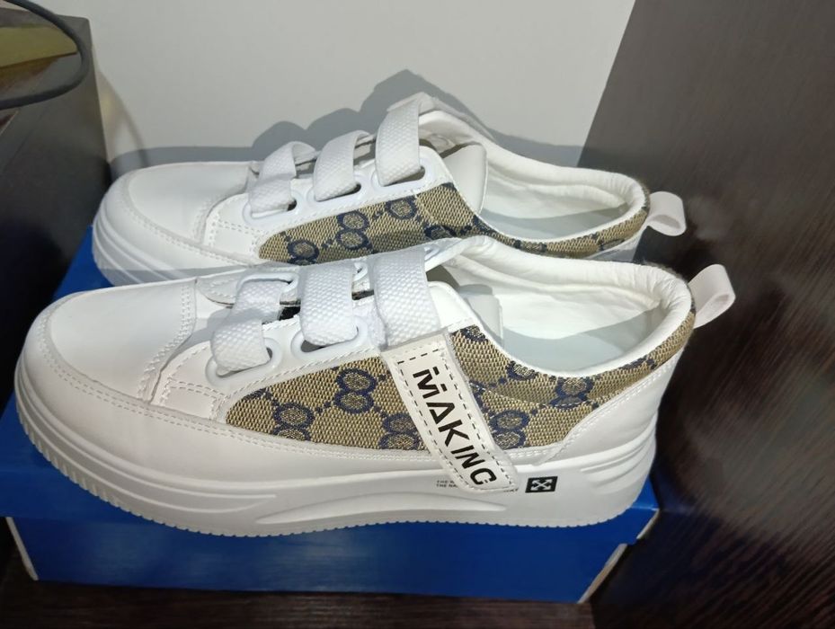 Кроссовки отличного качества за приемлимую цену