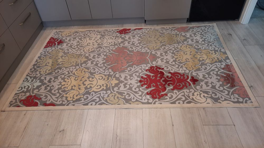 Продам шелковый ковер