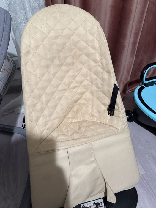 продам коляску,2 шезлонга