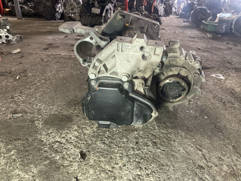 Skoda octavia 1.6 tdi 2016 година 5 скорости Скоростна Кутия