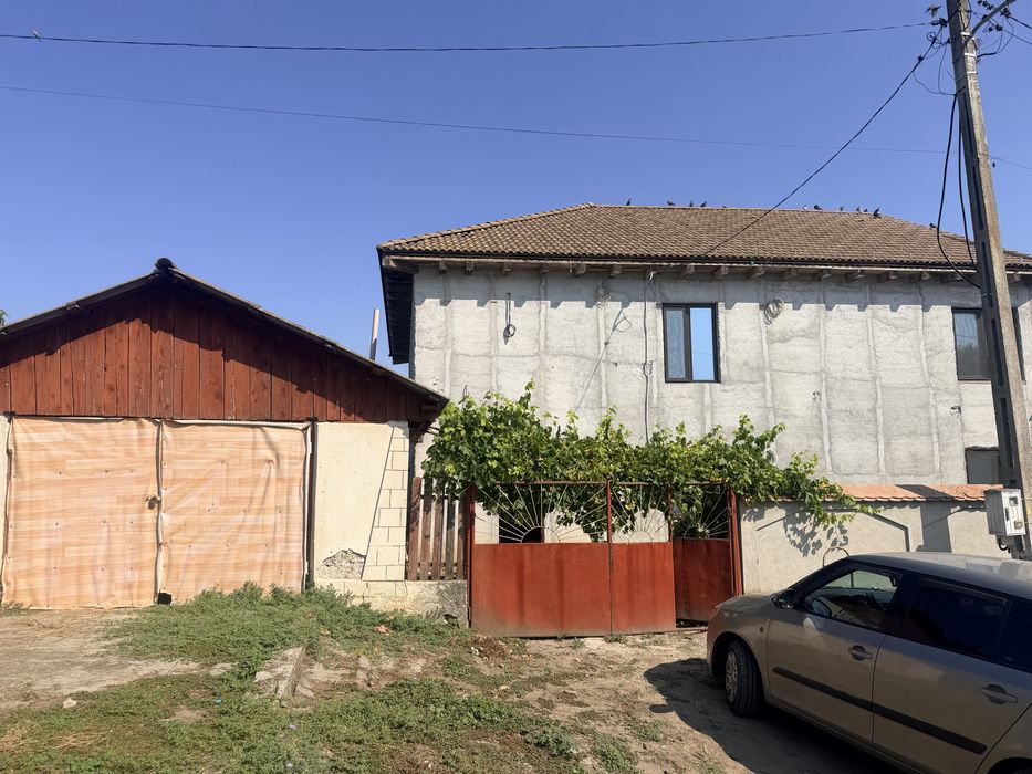 Casa Spatioasa de Vanzare P+1 in Casicea