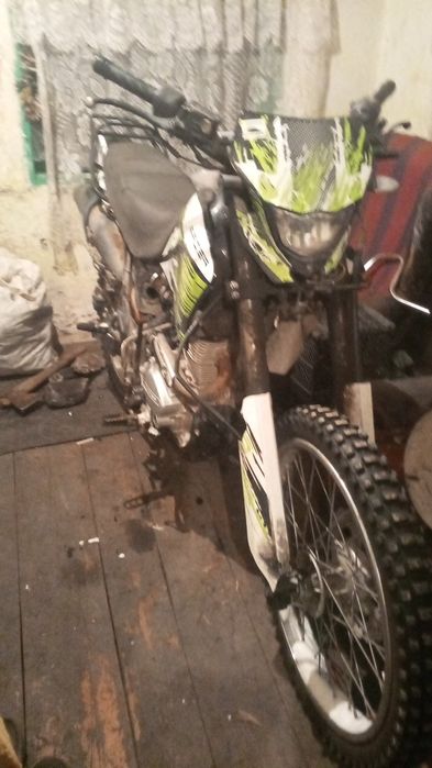 Продам эндуро 06